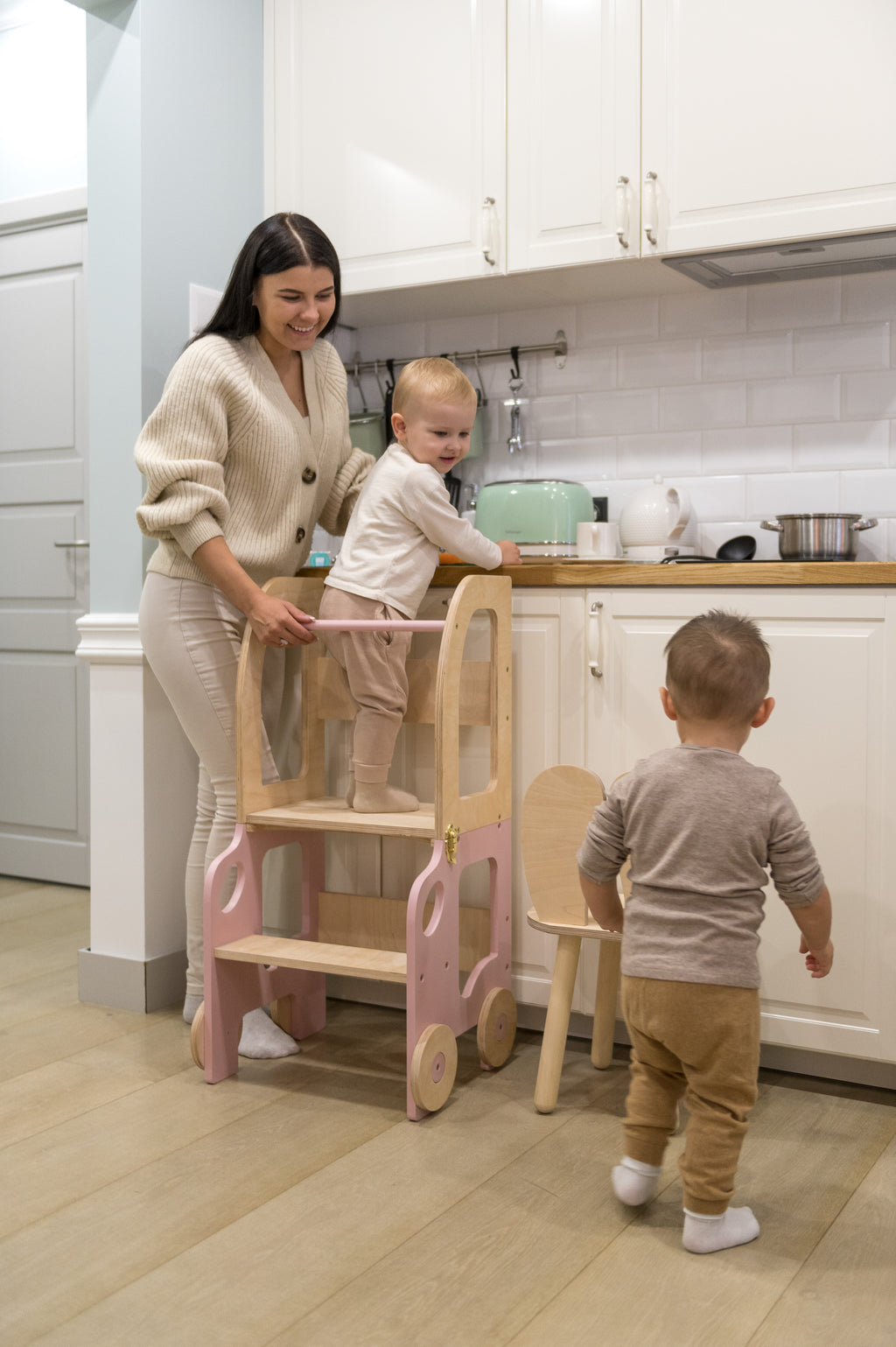 Autoköögi abiline / õppelaud Family-scl-lt