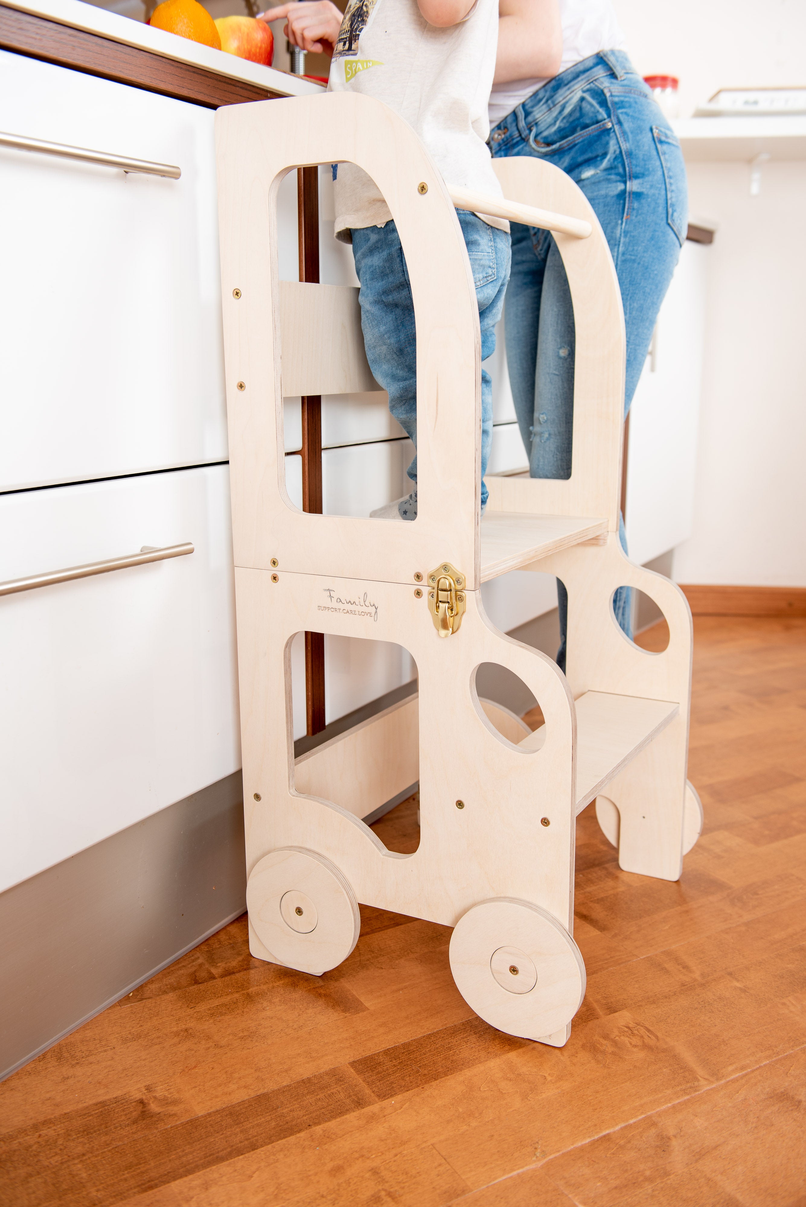 Autoköögi abiline / õppelaud Family-scl-lt