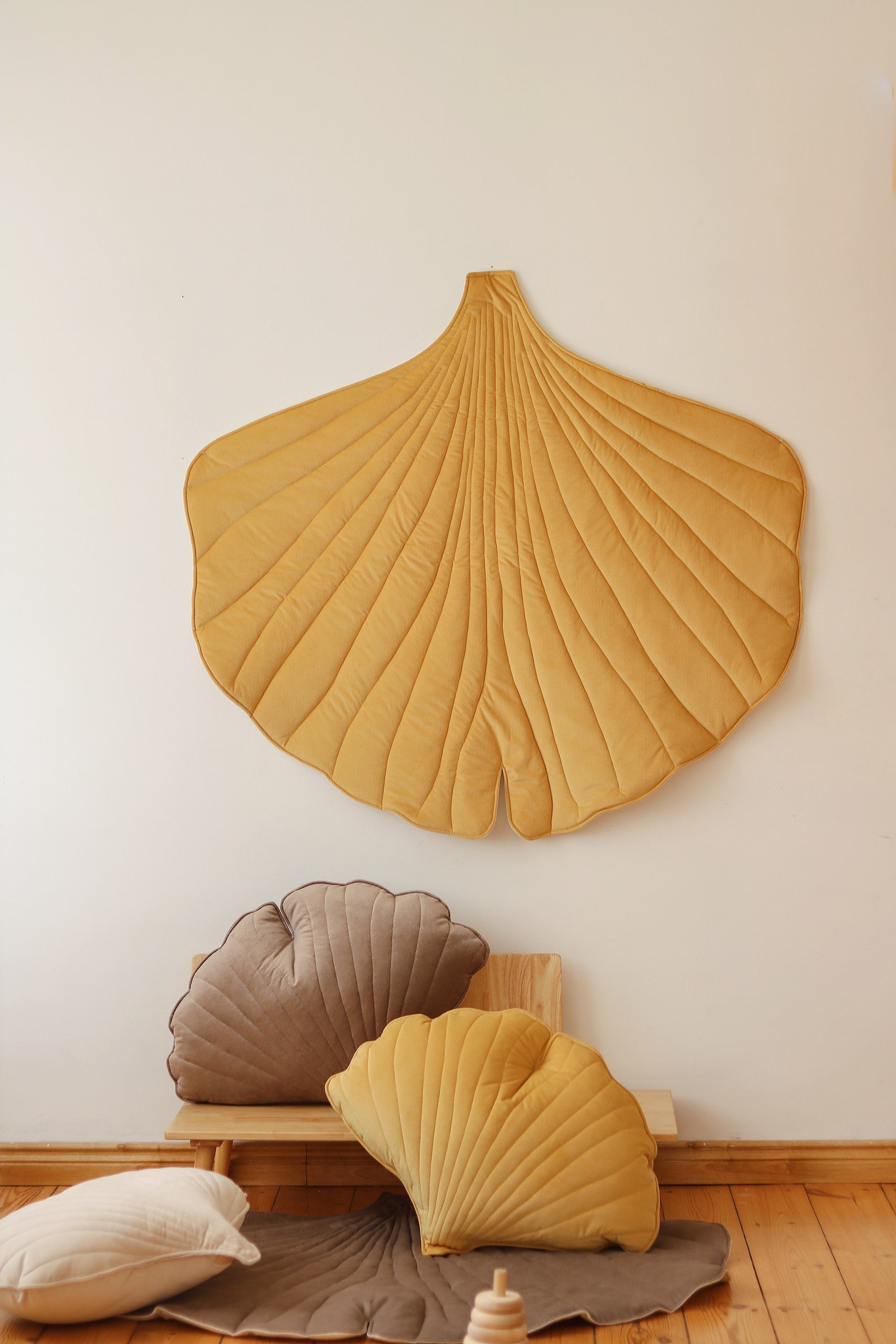 Organic Cotton and Velvet Ginkgo Leaf Playmat - Yellow
